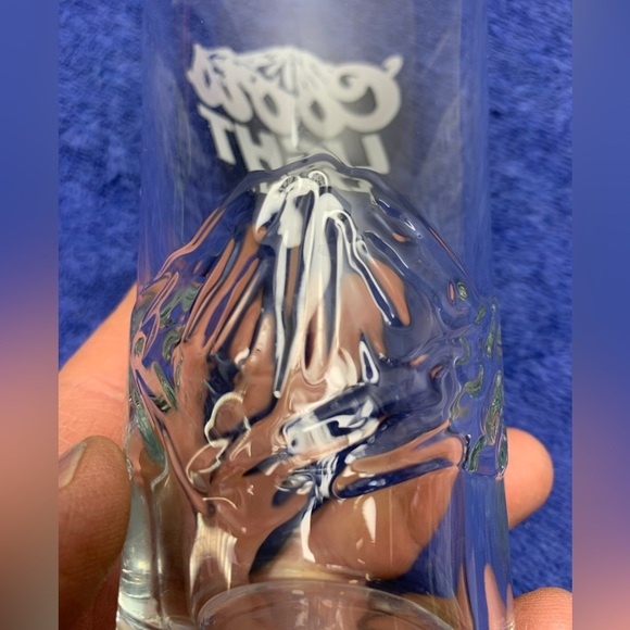 Coors Light - Kick Off The Game With A Cold One - Glass 12oz Embossed Mountain - Picture 4 of 6